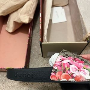 Gucci Bloom Slides Full Set Size 37